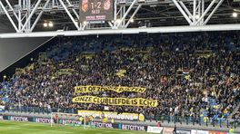 Vitesse supporters tonen hun clubliefde en Van Ginkel scoort