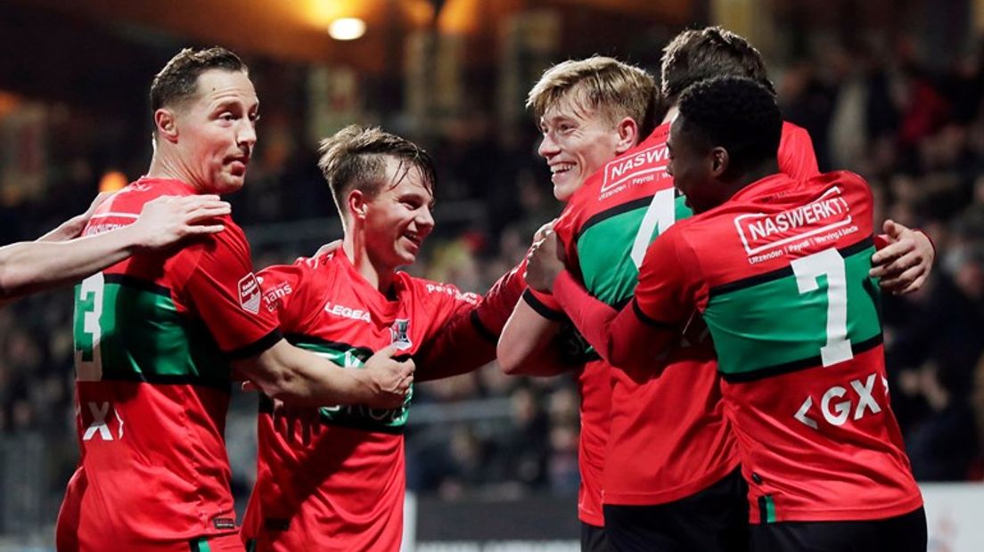 NEC heeft vrijdagavond weer eens gewonnen. Jong PSV werd met 1-0 verslagen. NEC stijgt naar de elfde plaats, maar verzuimde een veel grotere uitslag neer te zetten in de eigen Goffert.