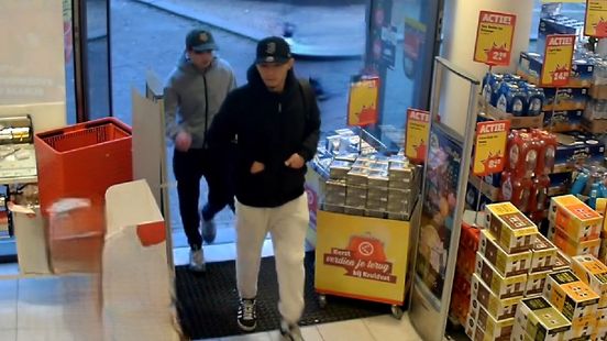 Alarm gaat af, maar winkeldieven sprinten drogist uit in Kampen Home