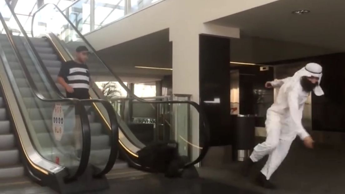 De twee jongens haalden een vergelijkbare stunt uit (Rechten: Youtubekanaal Lasla)