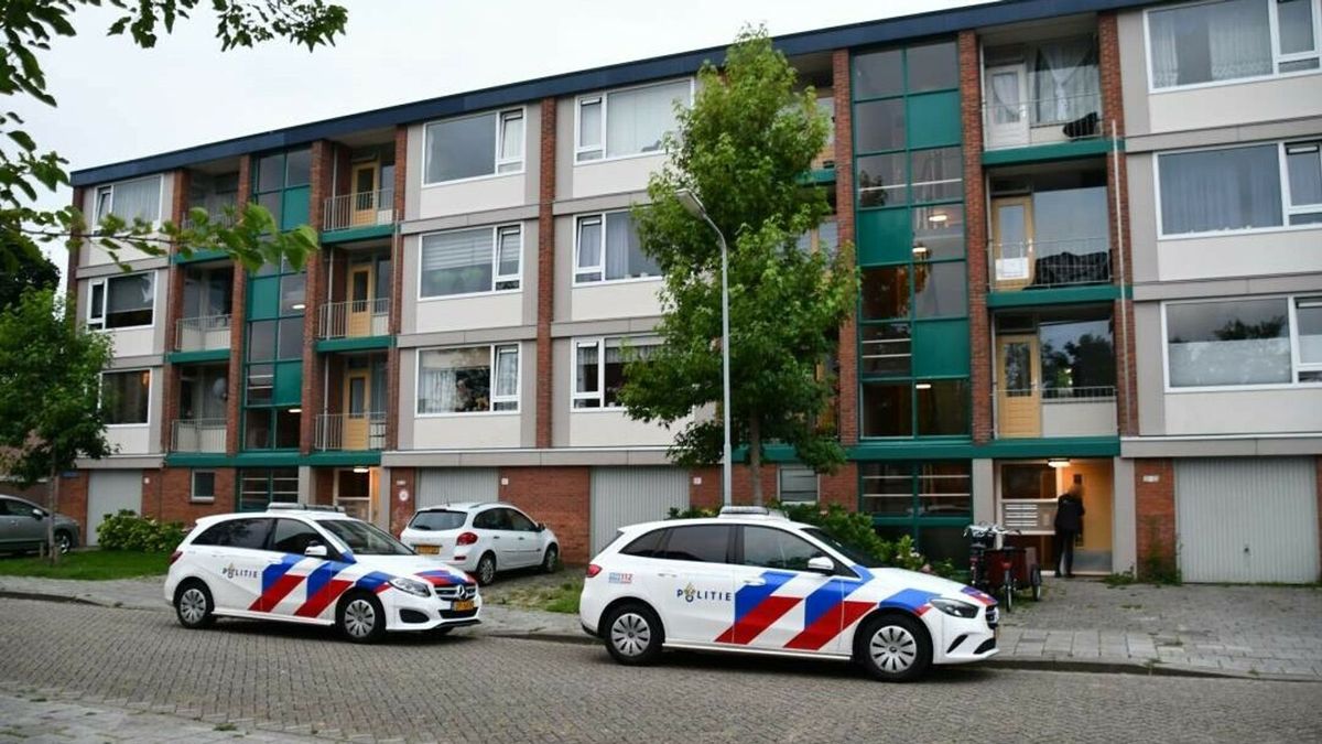 Man aangehouden voor bedreiging, politie vindt bij onderzoek hennepkwekerij in woning