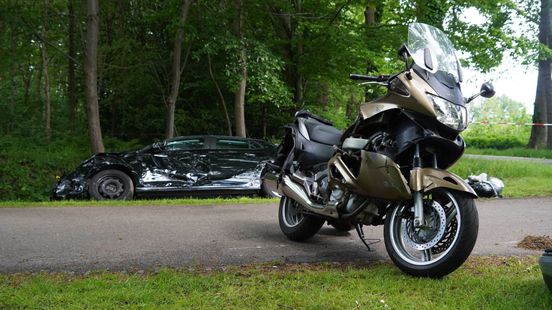 Motorrijders gewond bij ongeluk in Darp. Motorrijders gewond bij ongeluk in Darp.