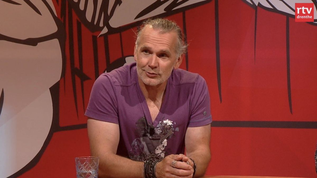 Theo ten Caat zwaait scepter bij hekkensluiter FC Klazienaveen