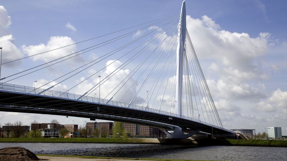 De Prins Clausbrug krijgt waarschijnlijk de monumentenstatus.