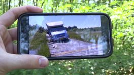 Camper door het vlonderpad gezakt bij Grolloërveen
