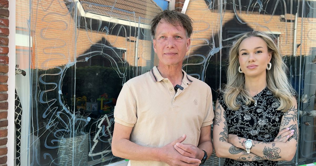 Stenen door ruit van Laiza (27) en Robert (57) gegooid