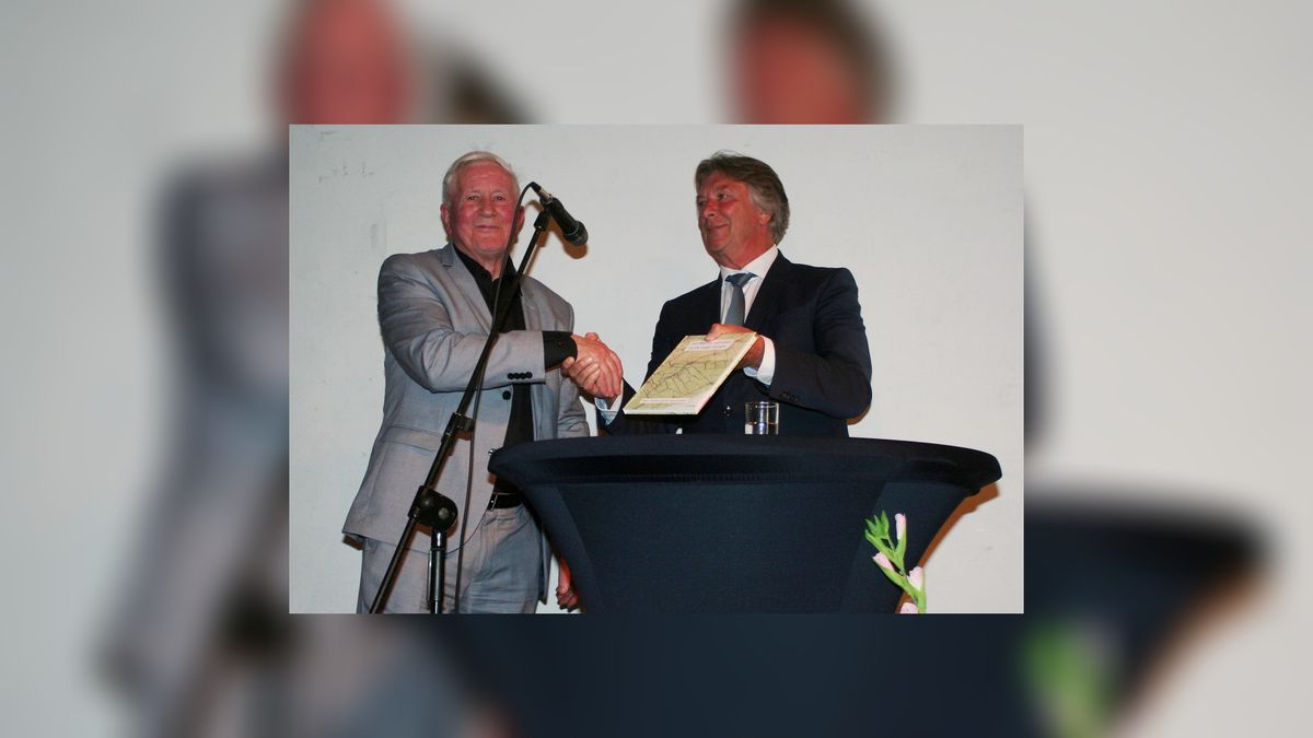 Boek over onderduikers in omgeving van Sneek