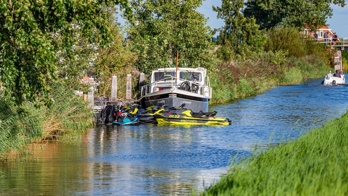 Ungelok mei wetterscooter by Driezum wie iensidich