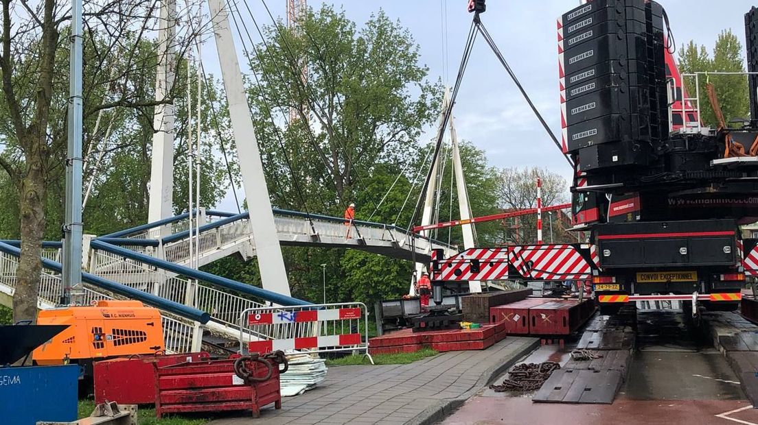 De brug is waarschijnlijk morgenvroeg weer begaanbaar