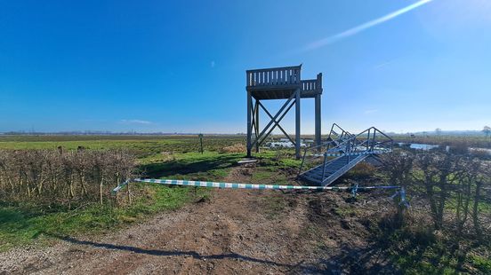 Vogeluitkijktoren voor tweede keer gesloopt