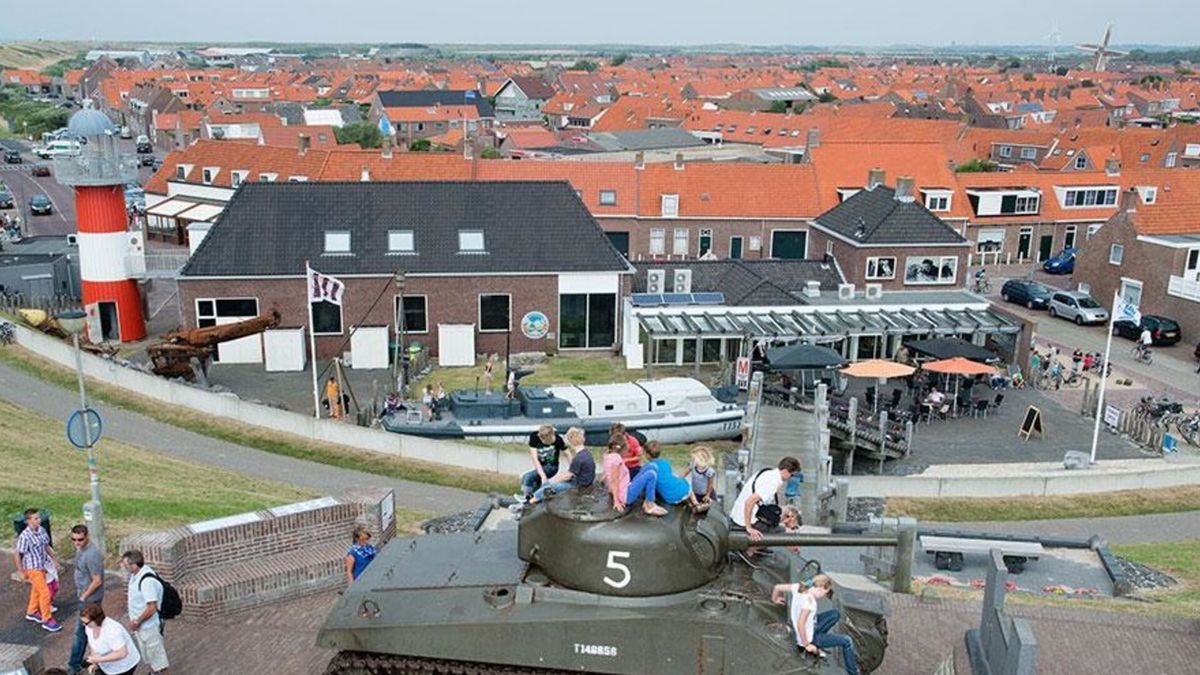 Wandelen in het spoor van de bevrijders, historicus brengt wandelboek