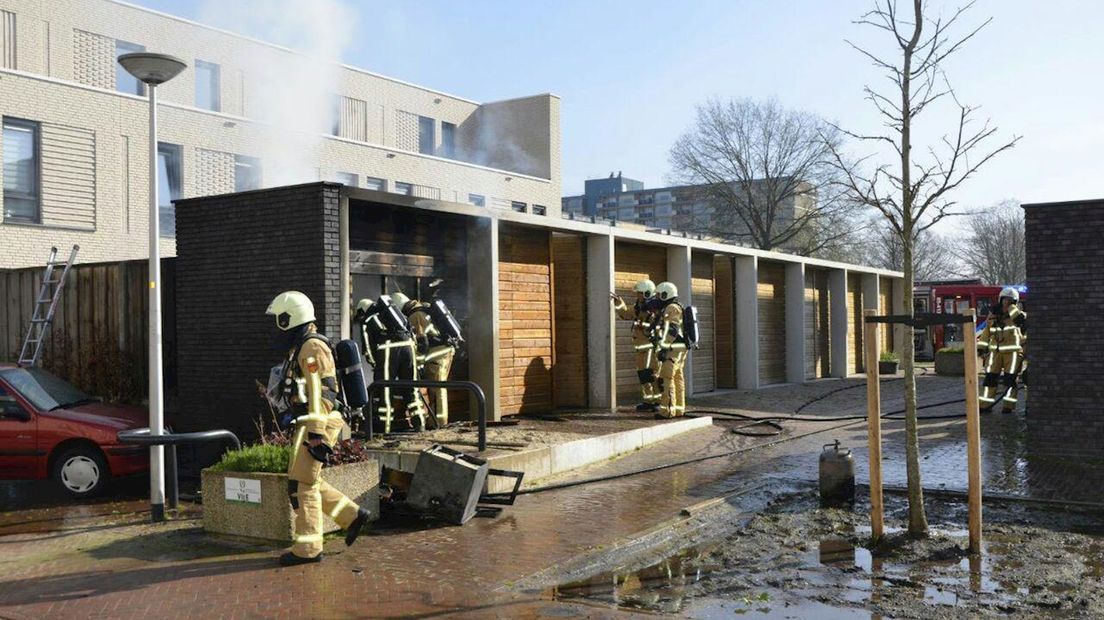 Schuur uitgebrand in Enschede