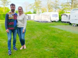 Ik Vertrek-taferelen in Scharendijke: Rotterdammers zonder ervaring nemen camping over