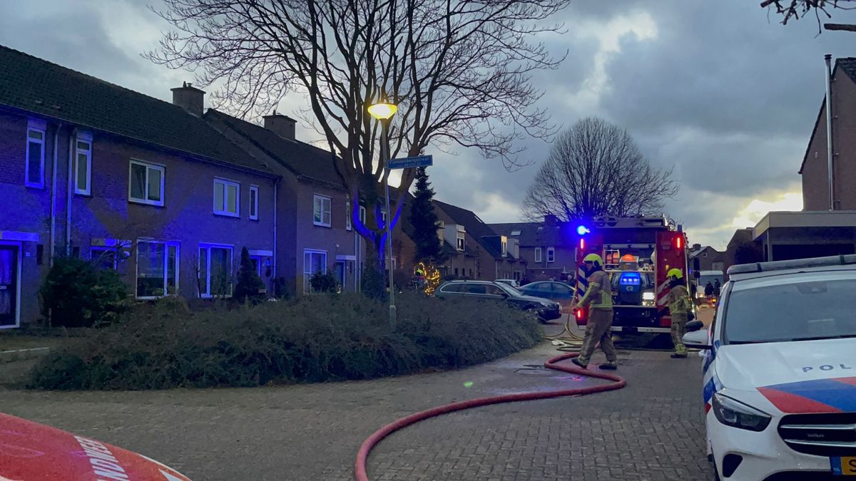 Vijf woningen ontruimd vanwege woningbrand in Sevenum