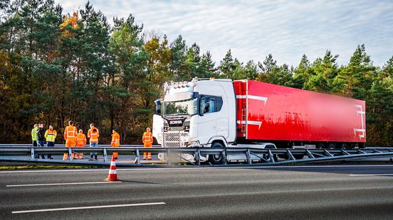 Reparatie A12 na ongeluk gaat nog uren duren