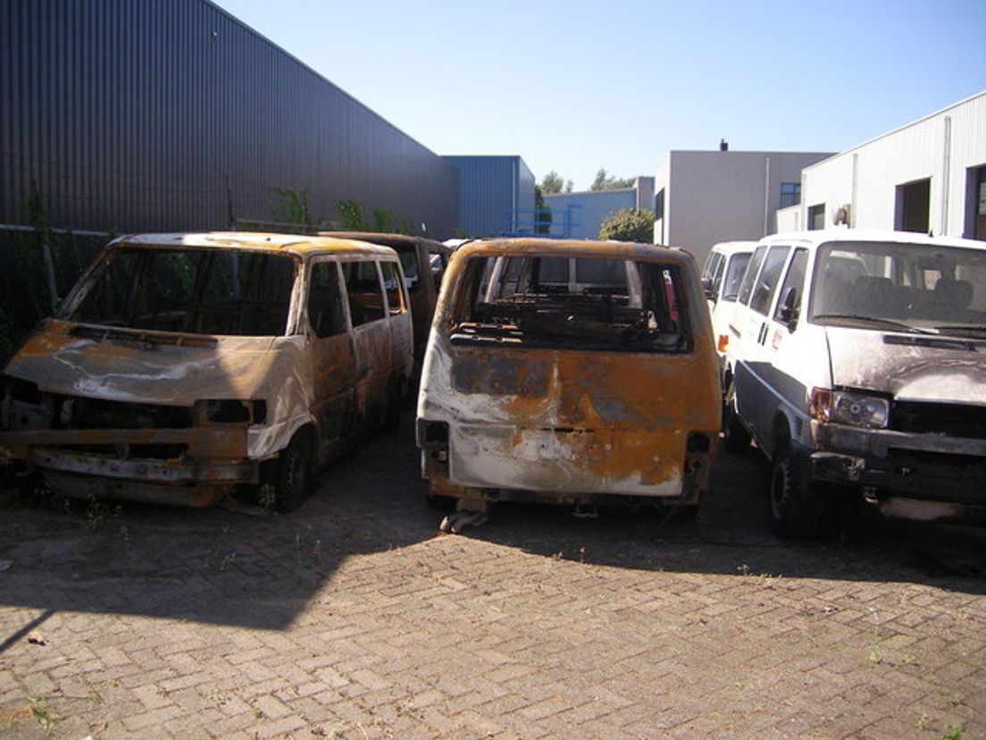 autobrandenspijk.cropresize.tmp.jpg