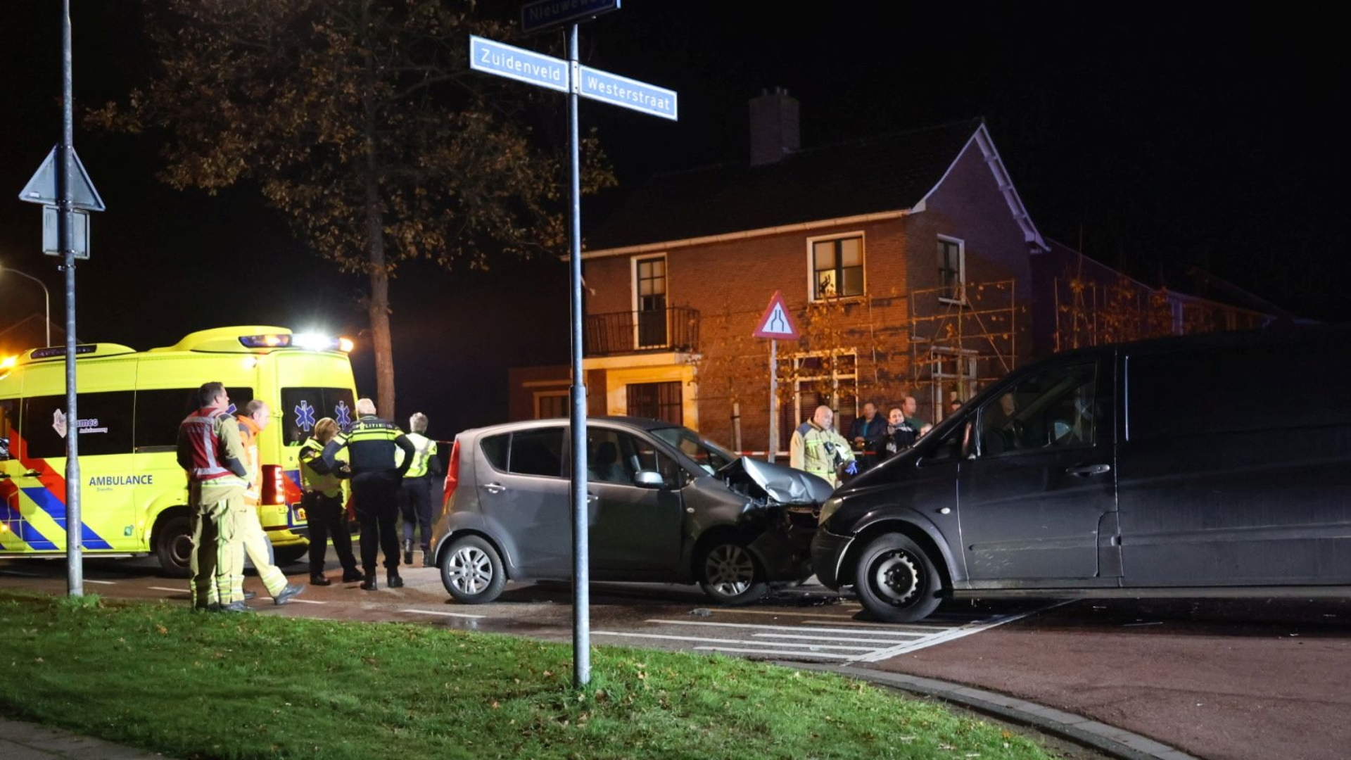 112-nieuws Zaterdag 12 November: Twee Gewonden Bij Botsing In Roden ...