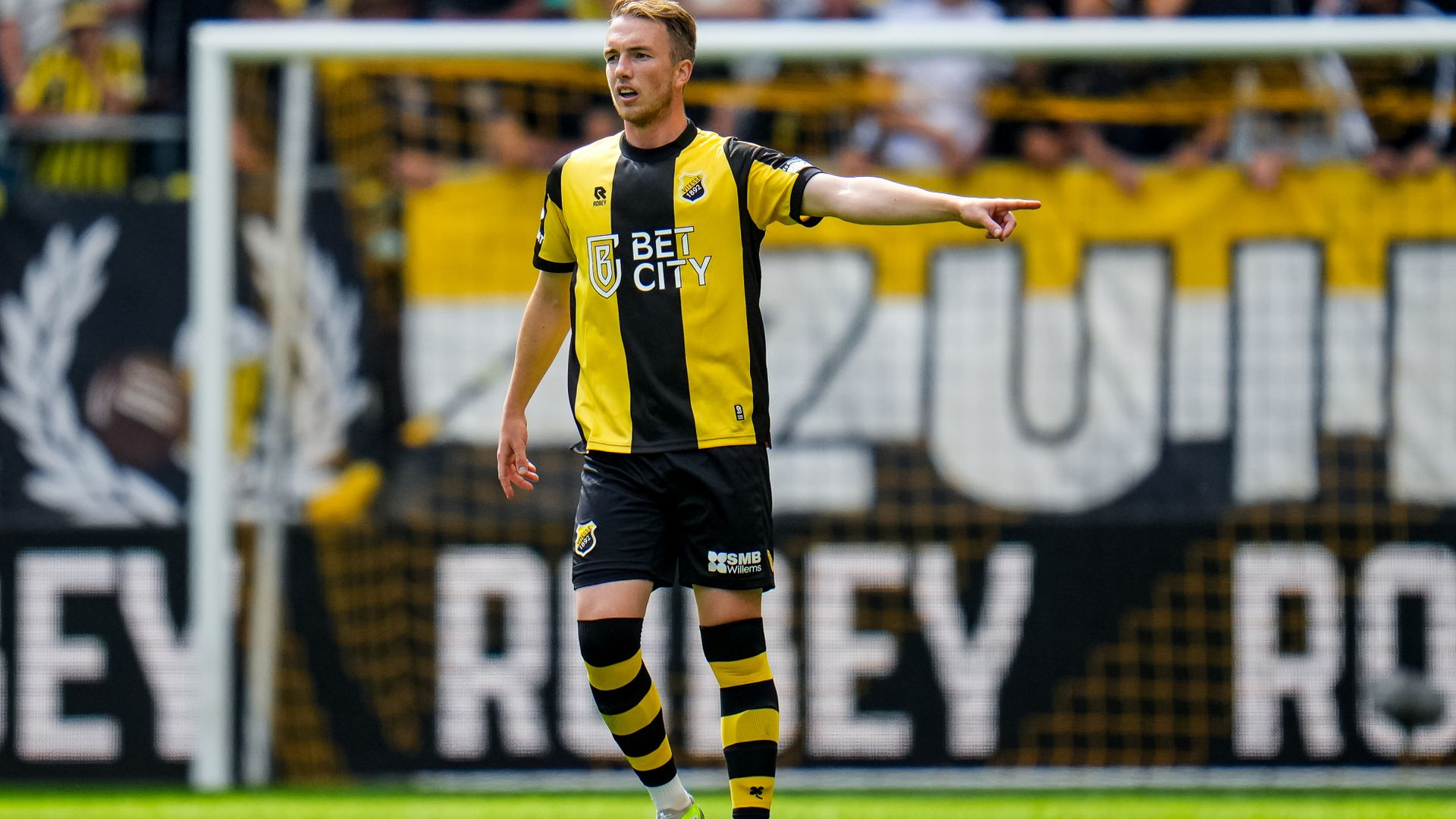 Contract Bakker ontbonden • Boersma naar KV Mechelen