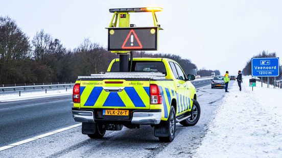 Meerdere ongelukken op A7 bij Hoogezand • Auto te water vanaf N33 bij Appingedam. Meerdere ongelukken op A7 bij Hoogezand • Auto te water vanaf N33 bij Appingedam.