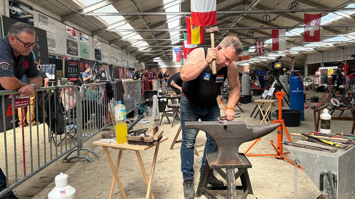 Vriezenveense hoefsmid jaagt op EK-titel tijdens thuiswedstrijd