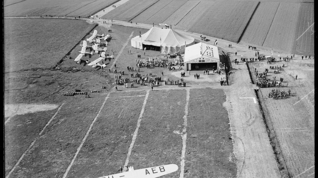 Vliegveld Eelde (Rechten:Nederlands Instituut voor Militaire Historie)