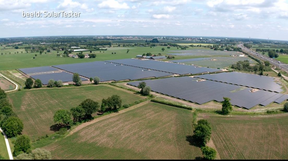 Grootste zonnepark van Gelderland geopend.