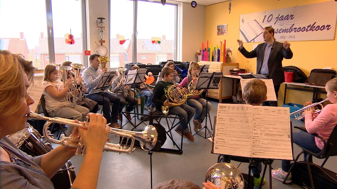 orkestklas o.b.s. Casembroot in actie