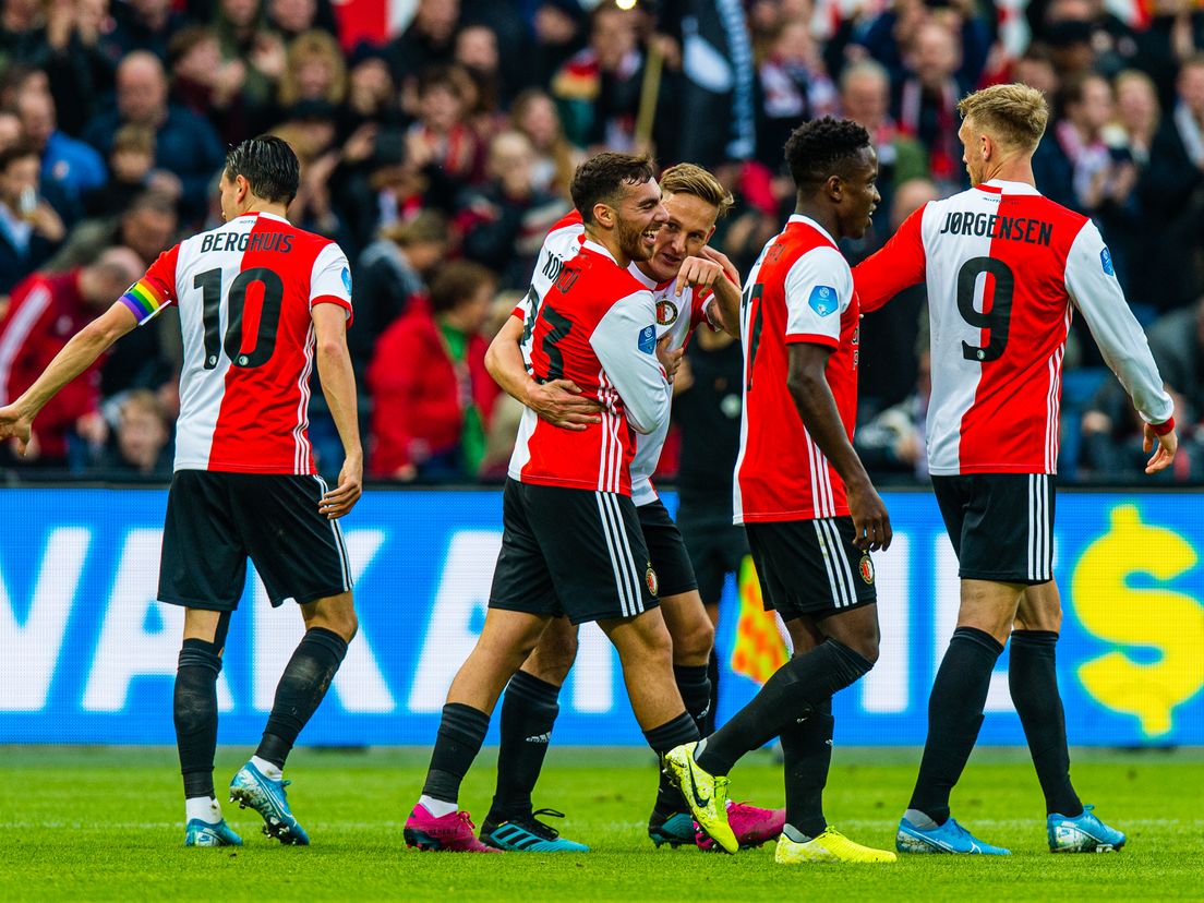 Jens Toornstra schiet Feyenoord op 1-0 tegen Heracles.