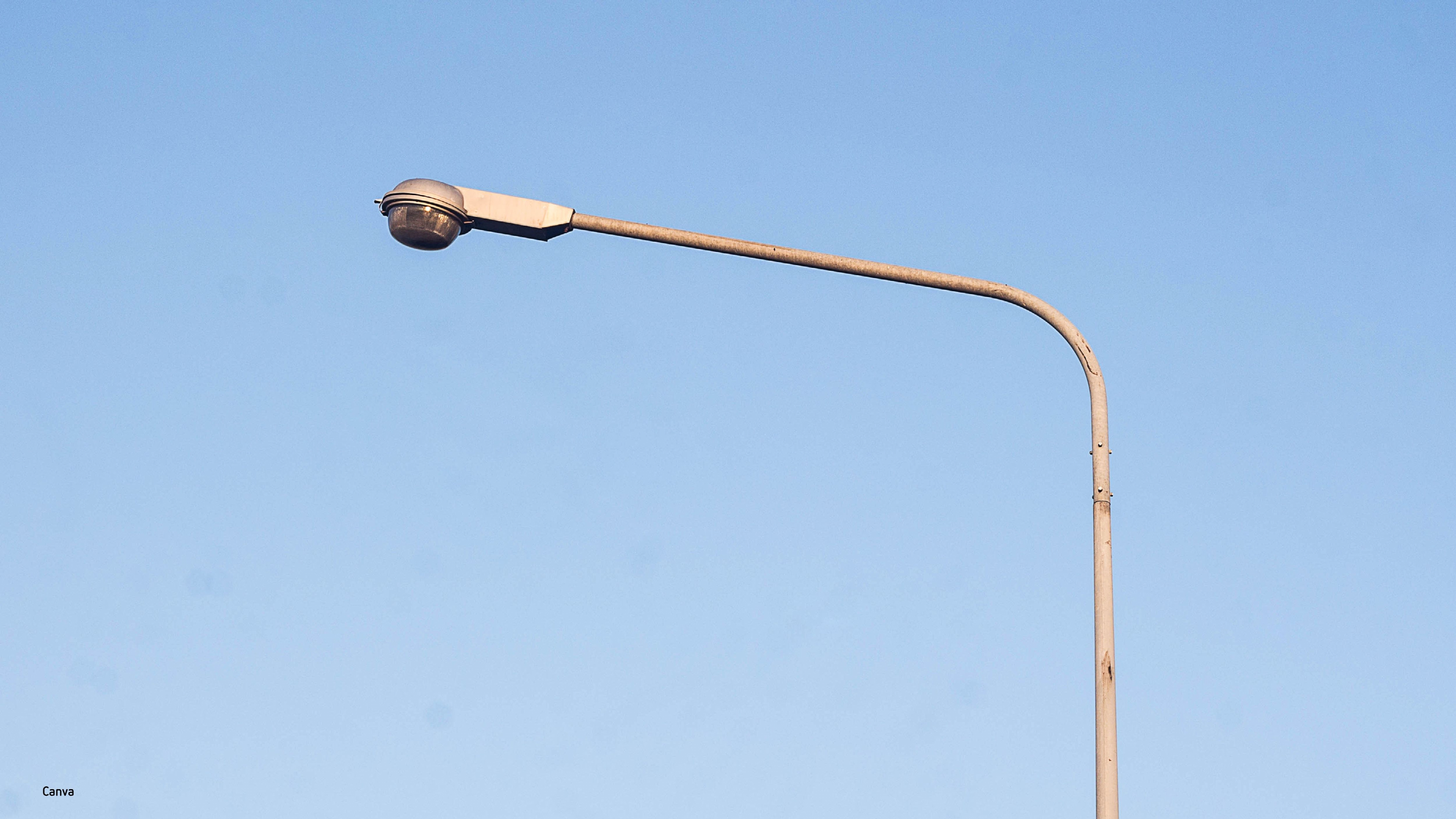 Straatverlichting Reimerswaal brandt overdag door netwerkstoring