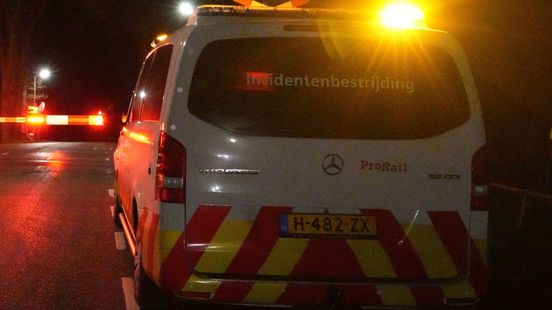 Treinverkeer tussen Meppel en Hoogeveen weer op gang na aanrijding. Treinverkeer tussen Meppel en Hoogeveen weer op gang na aanrijding.