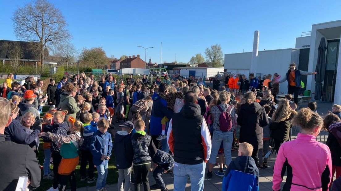 De opening van de Koningsspelen in Middelstum