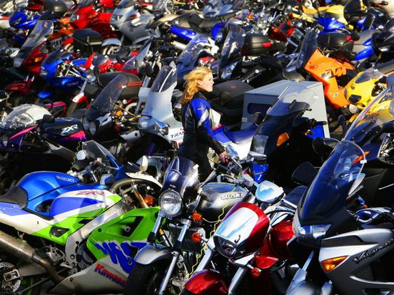 Motorrijders trappen seizoen af: 'Het zit echt in de lift'