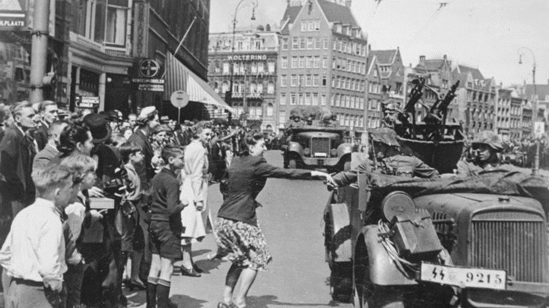 Duitse intocht in Amsterdam - Foto wikipedia