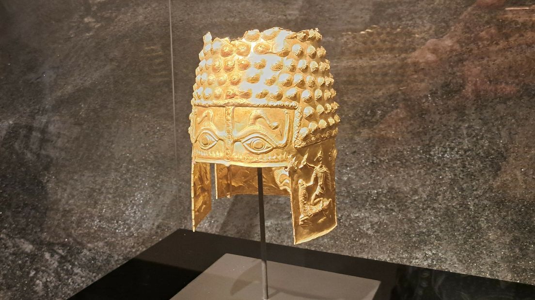 Geroofde Helm van Coțofenești veel meer dan goud: 'Mensen zijn er kapot