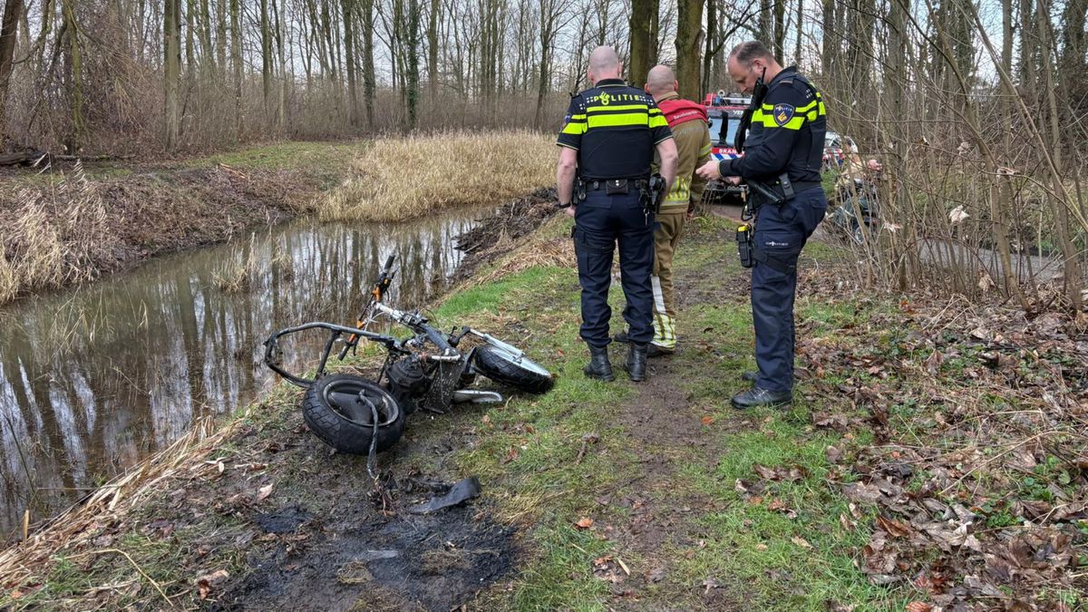 Scooter in Venlo vermoedelijk in brand gestoken