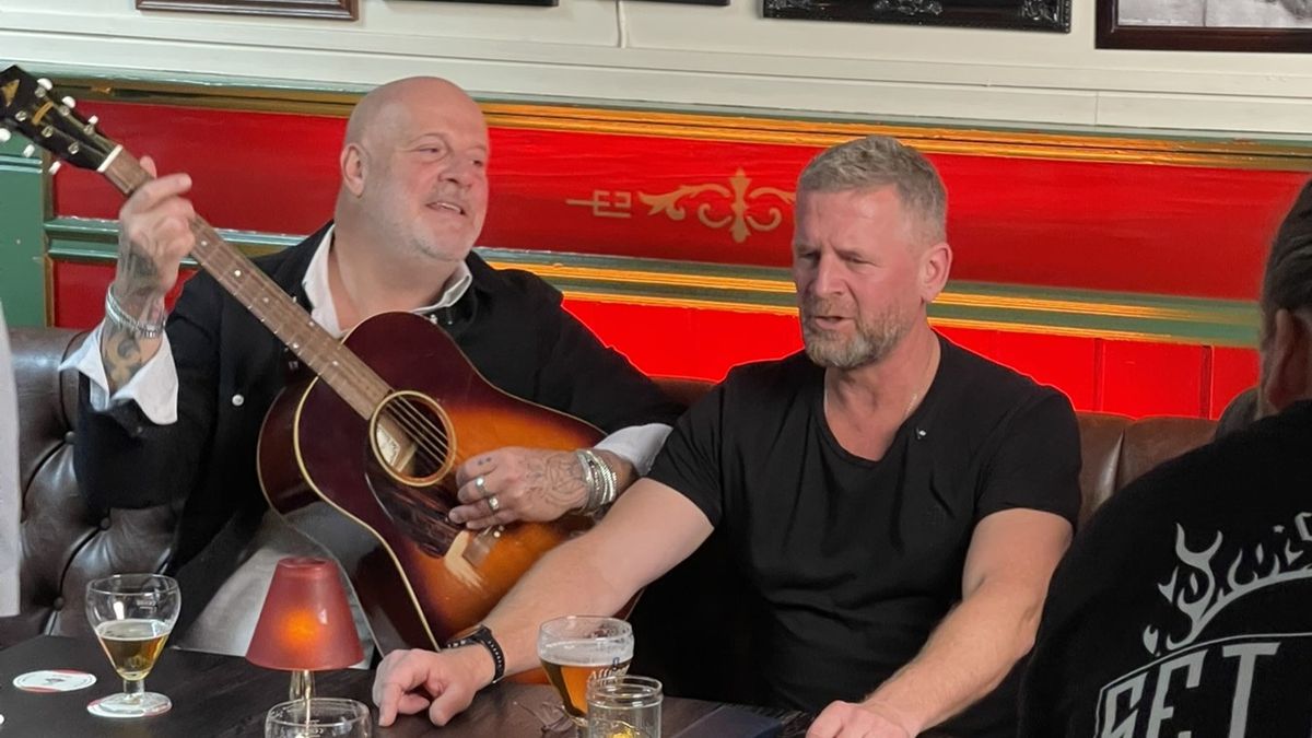 Muzikale samenwerking BLØF en Racoon in de Top 40