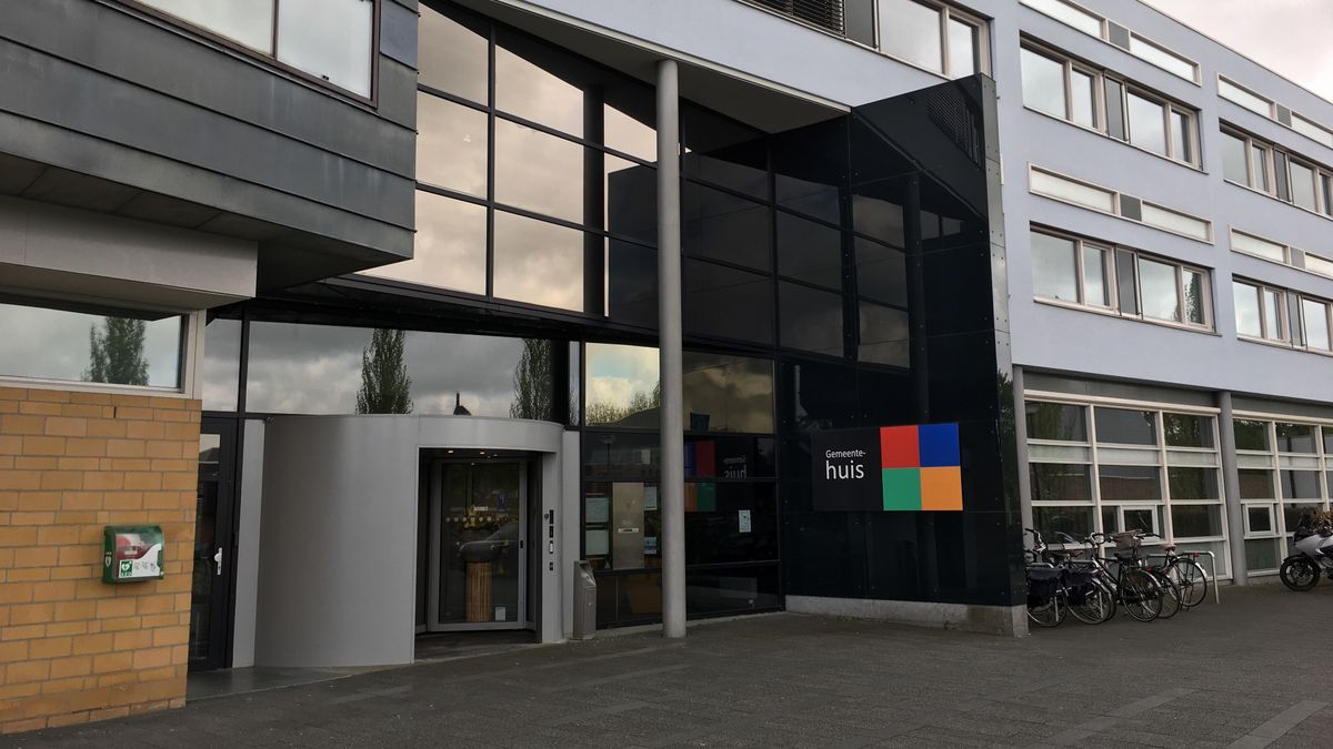 Gemeentehuis OudBeijerland wordt publieke hart fusiegemeente Hoeksche