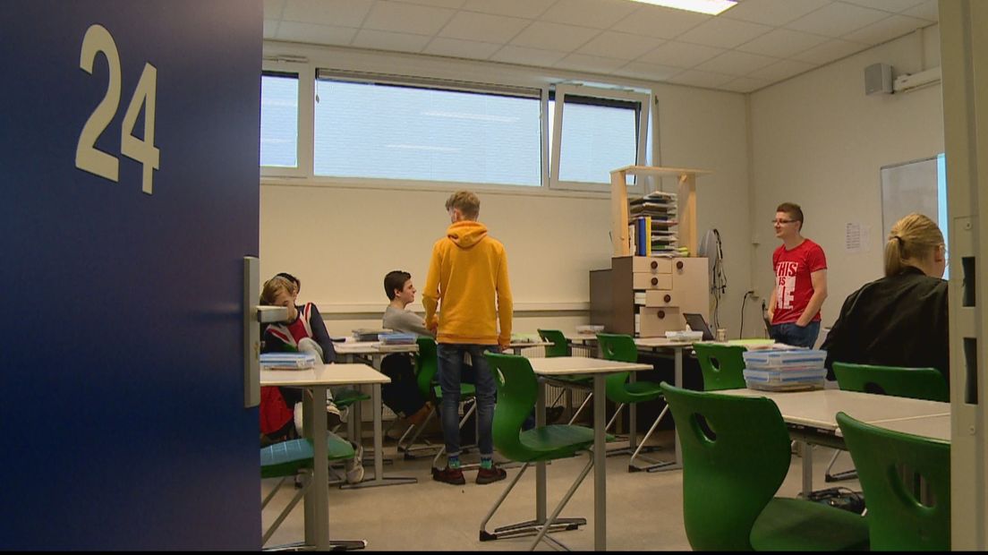 Hoe kleiner de klas, hoe meer geslaagden