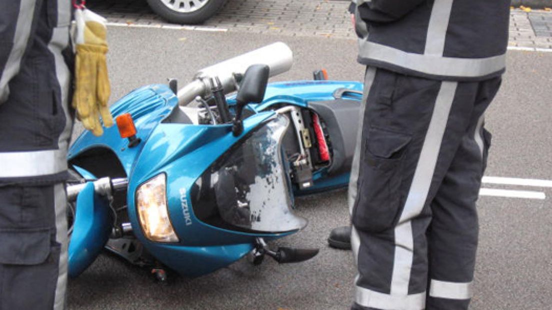 Motorrijder zwaargewond in Arnhem