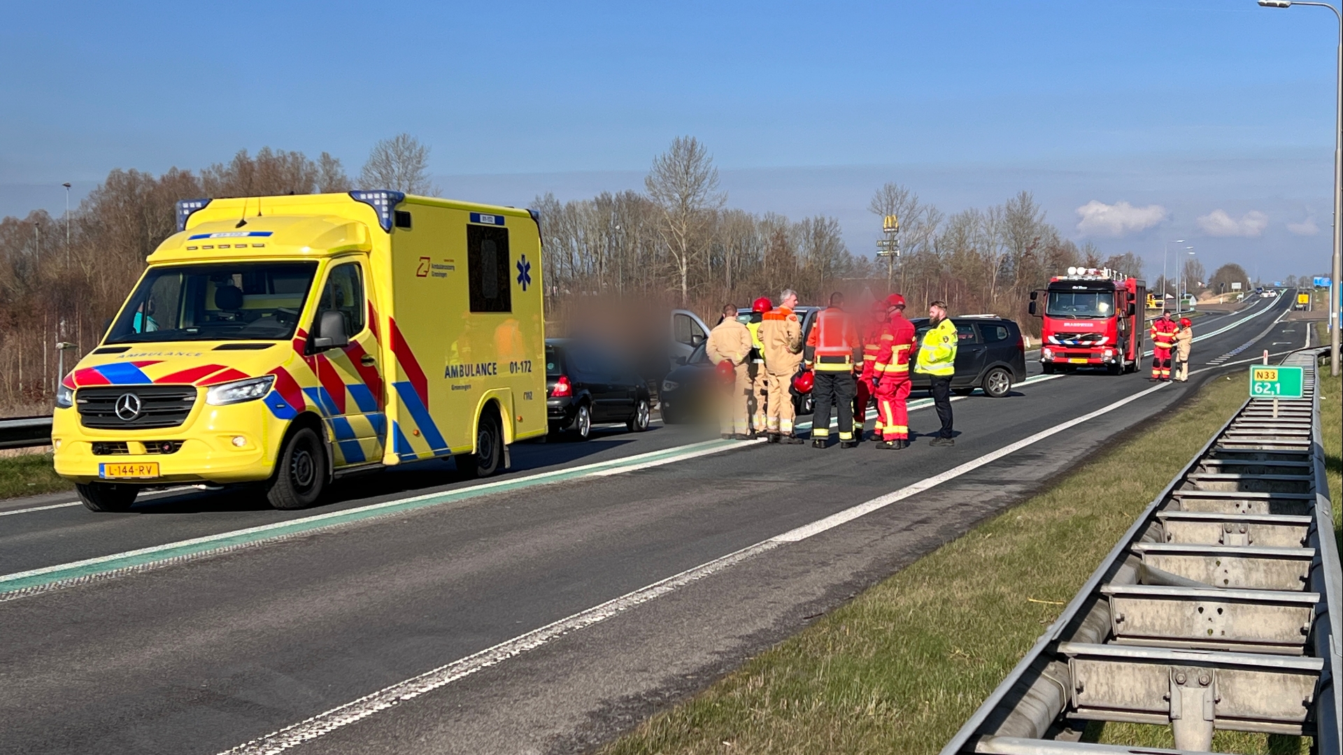 112-nieuws Woensdag 1 Maart: Auto Botst Op Boom • Drie Auto's Betrokken ...