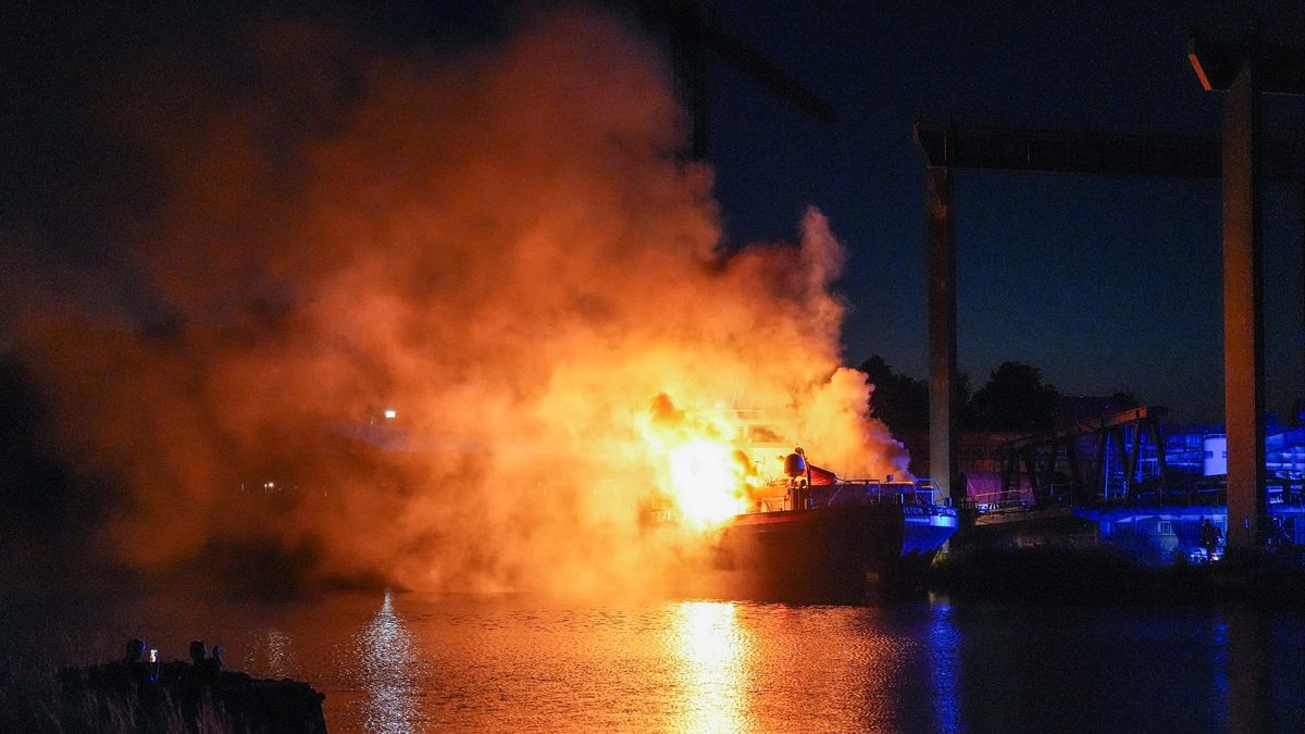 112-nieuws: Politie houdt inbrekers op heterdaad aan in Delfzijl