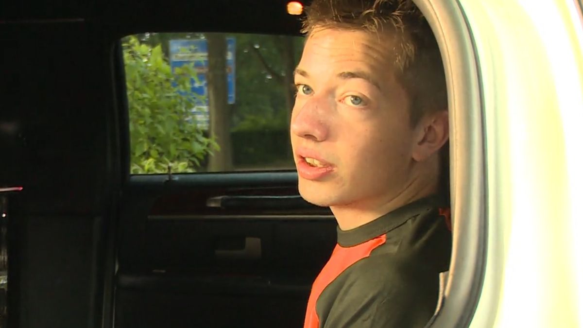 Coureur Mick Jansen weer bij de TT na zware crash: Ik had graag zelf gereden