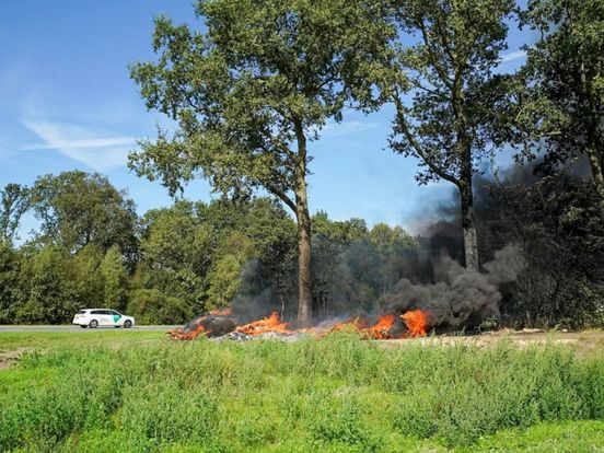 Liveblog: Brandjes langs snelwegen