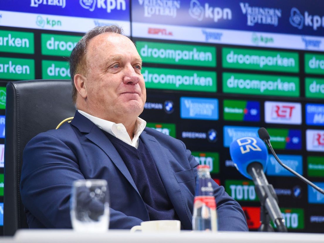 Dick Advocaat op de persconferentie na Feyenoord-FC Utrecht