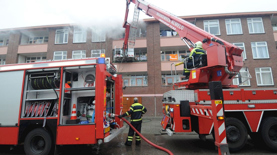 Brand in flatgebouw Almelo