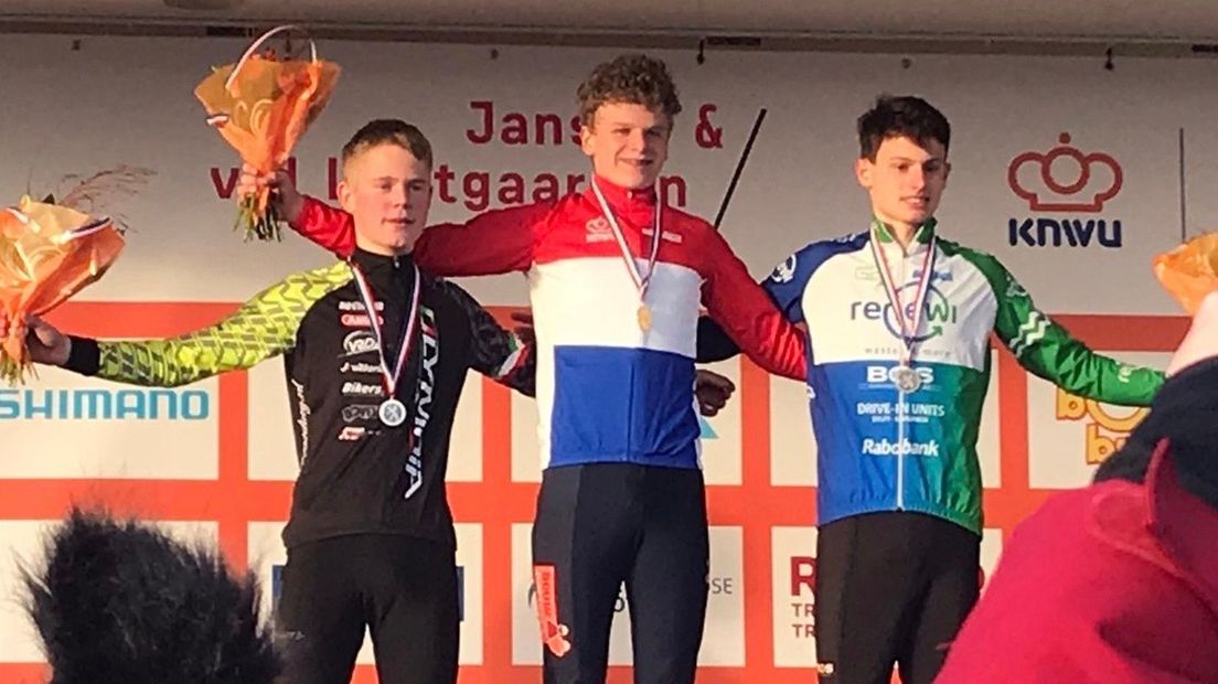 David Haverdings Nederlands kampioen veldrijden bij de nieuwelingen