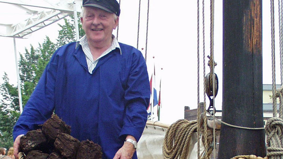De laatste turfschipper van Meppel is niet meer: een tijdperk is ten einde