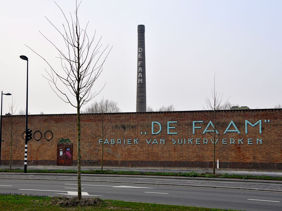 In deze fabriek (Breda) werden de pepermuntjes gemaakt