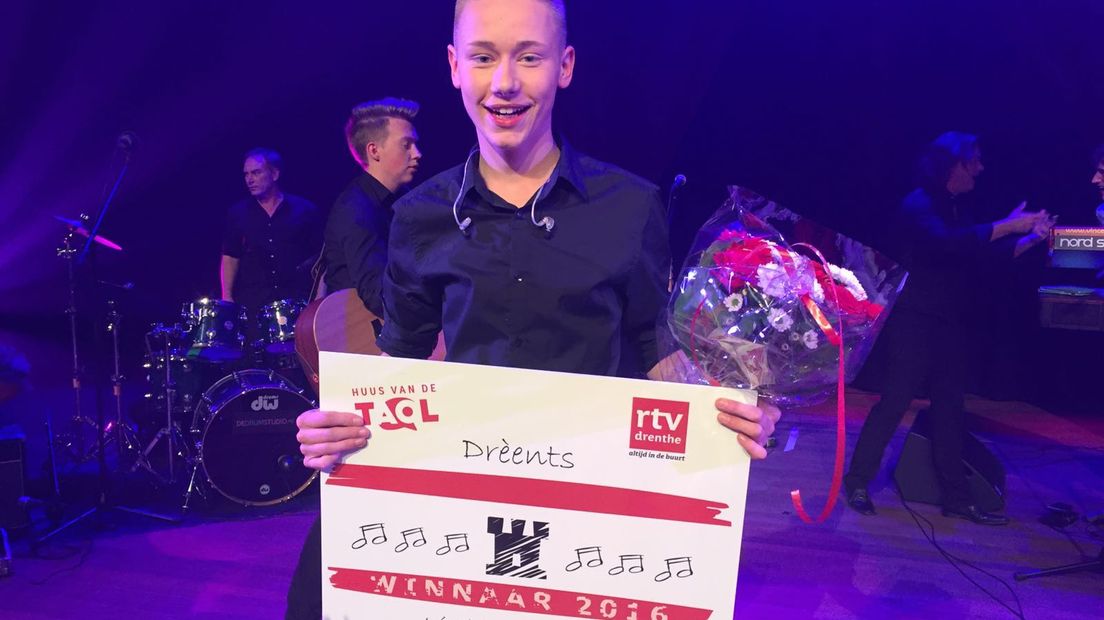 Rik Vinke wint het liedtiesfestival (Rechten: RTV Drenthe)
