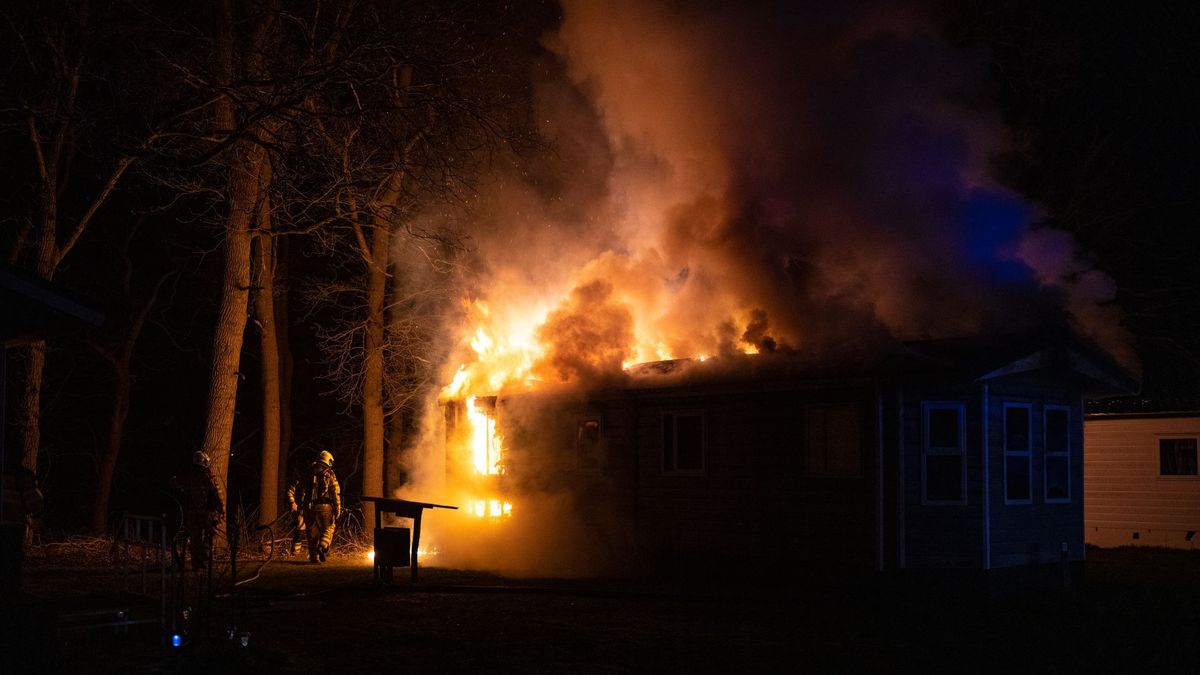 Niet voor het eerst brandt een chalet af in Giethmen